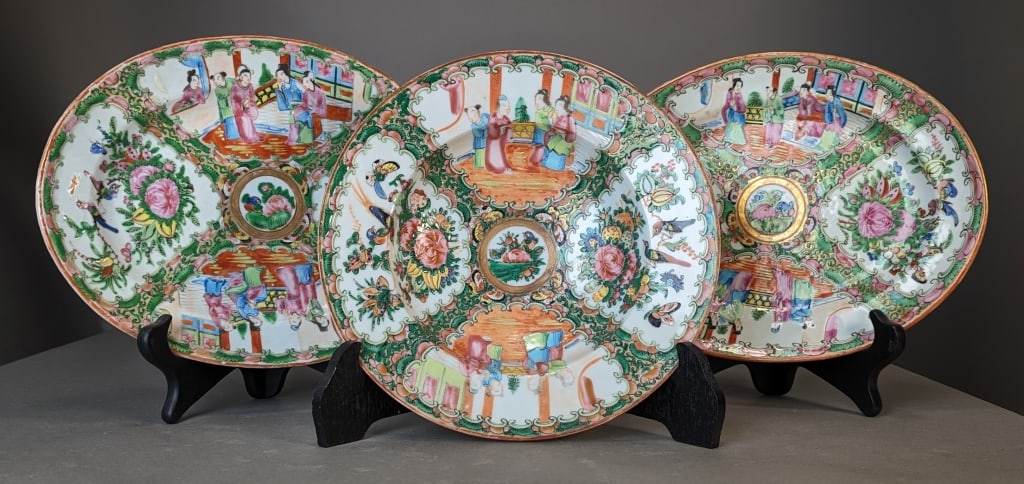 3 Piece Rose Medallion Group (1 of 2)