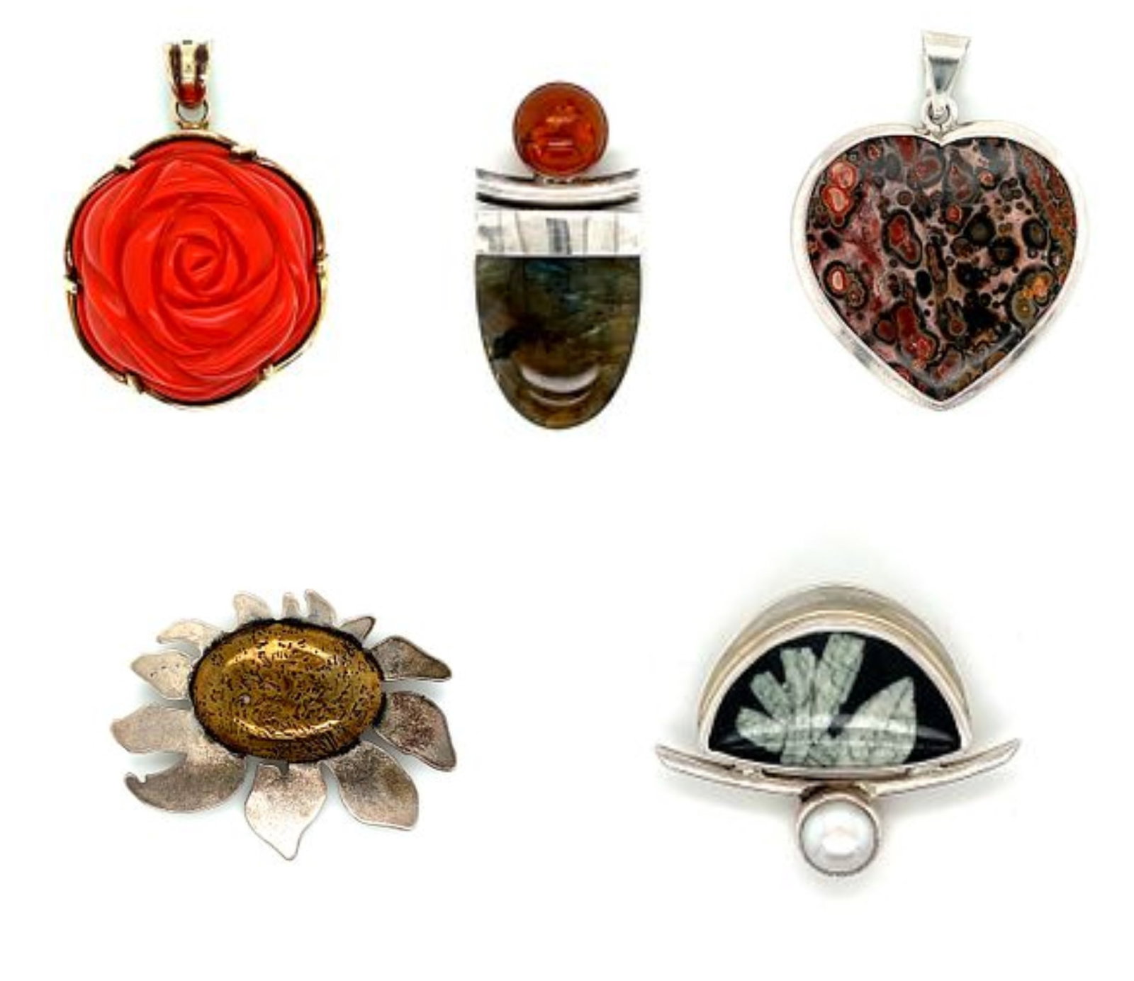 Lot of 5 Sterling Silver Pendants & Brooches: --- Slide Pendant (Amber labradorite) Weight: 10.3g Dimensions: 44.2x21.6mm Metal: 925 --- Sunflower Brooch (Alessia Sardella) Weight: 11.1g Dimensions: 41.9x52.1mm Metal: Sterling --- Pendant -