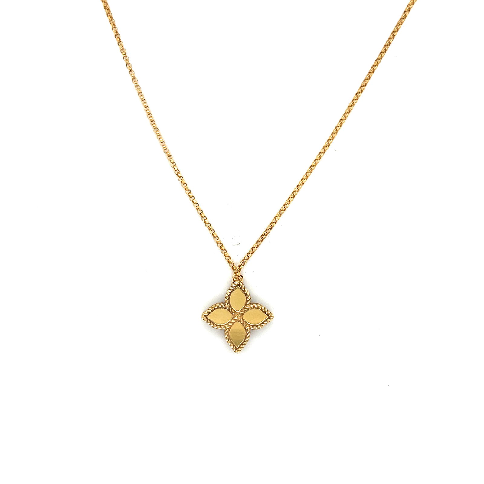 Roberto Coin 18k Gold Princess Flower Necklace: Roberto Coin 18k yellow gold princess flower large necklace Weight: 3.7g Length: 17.13 inch Pendant: 14.5x14.5mm An 18K gold necklace featuring a flower-shaped pendant with intricate detai