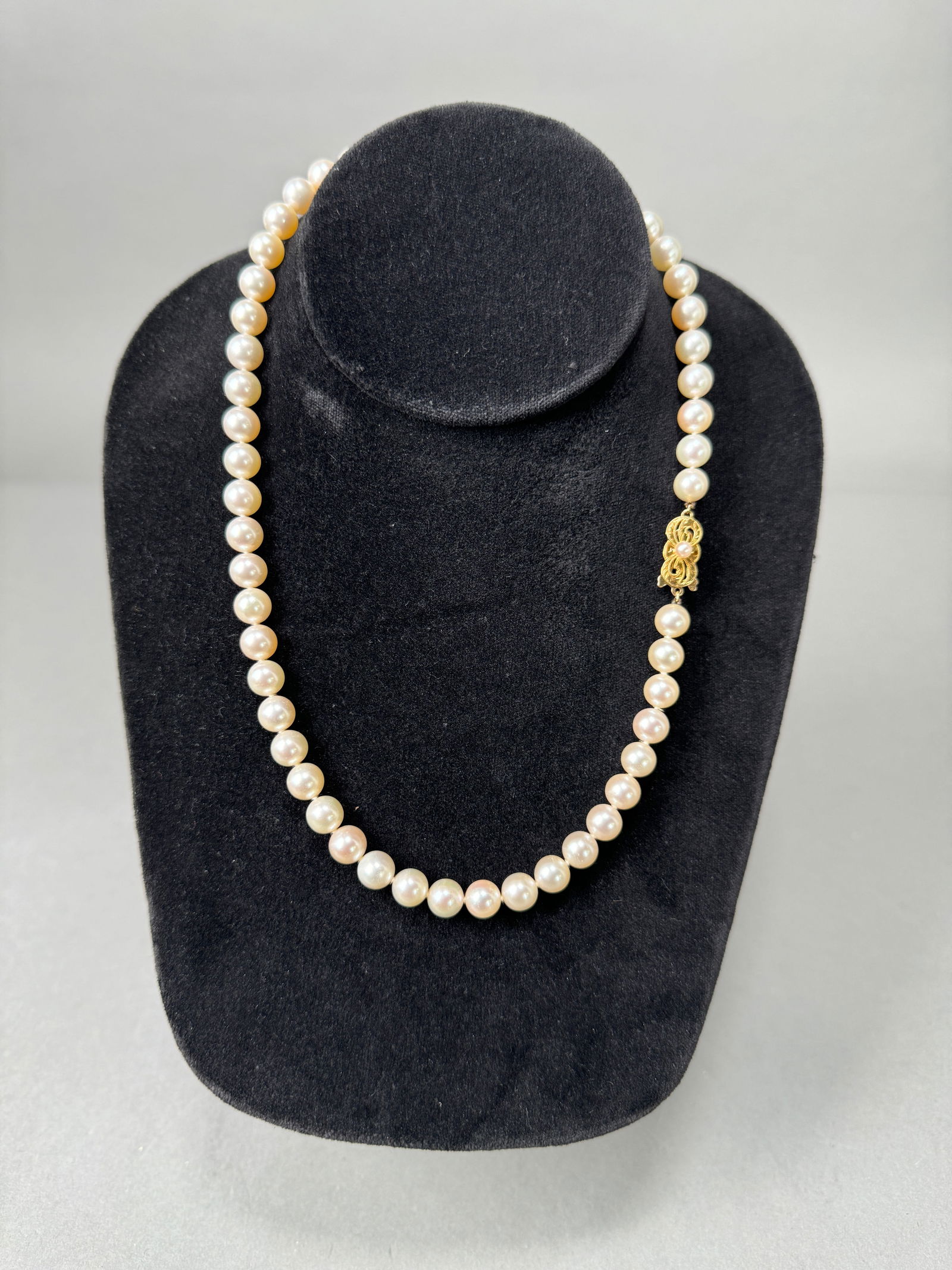 Mikimoto Pearl Necklace w/ 18k Gold Clasp & Original Box/Papers (1 of 3)