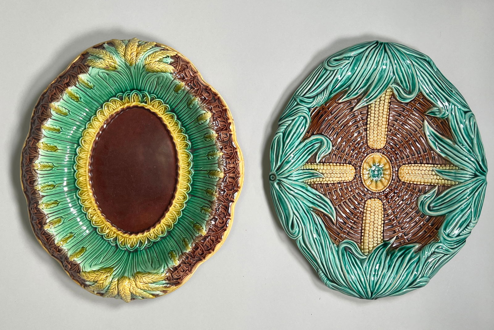 Two English Majolica Platters (1 of 4)