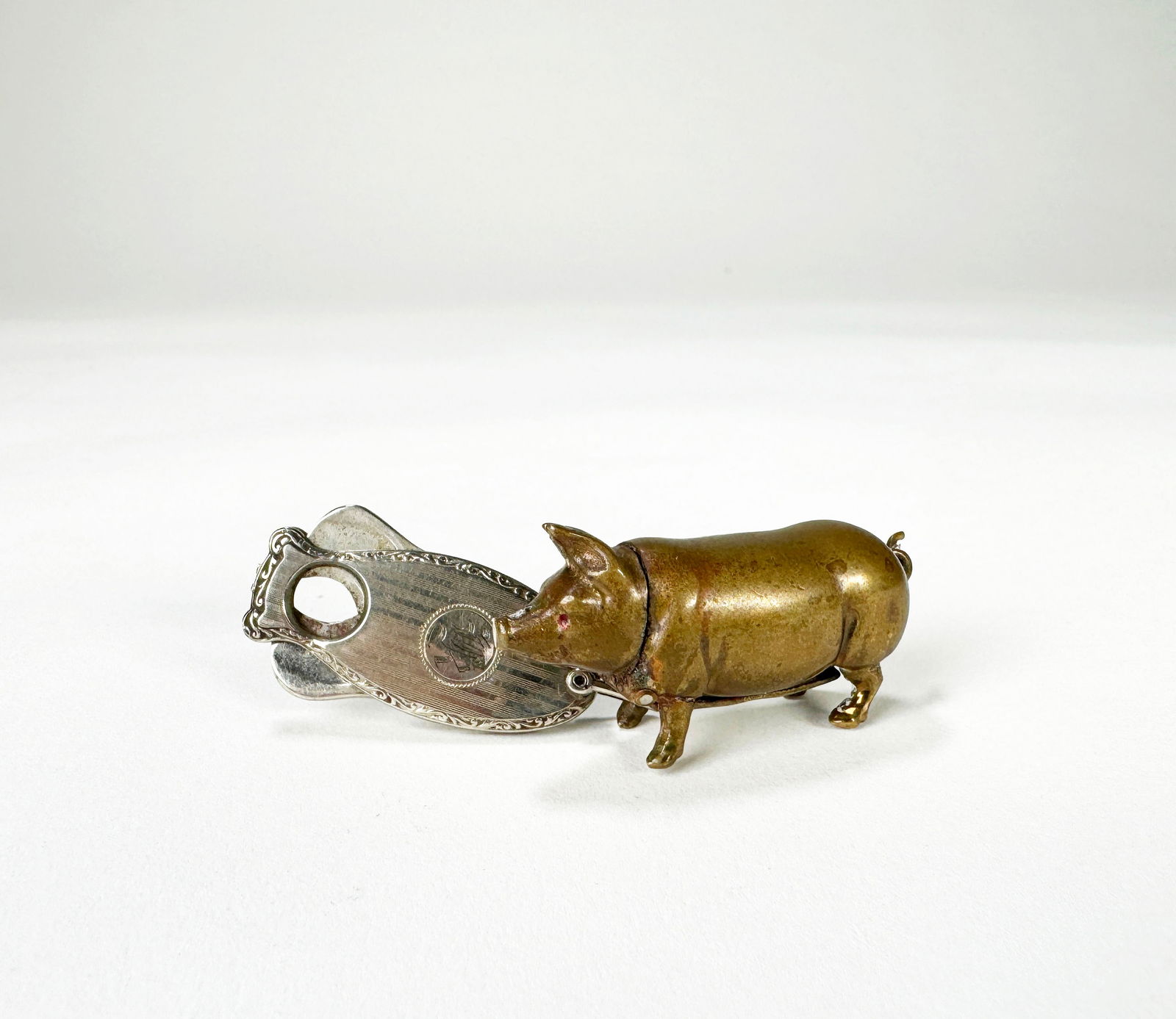 Antique Brass Pig Vesta / Match Case & Silver Cigar Cutter (1 of 4)