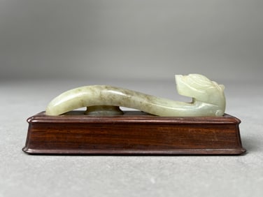 Antique Chinese Jade Belt Hook