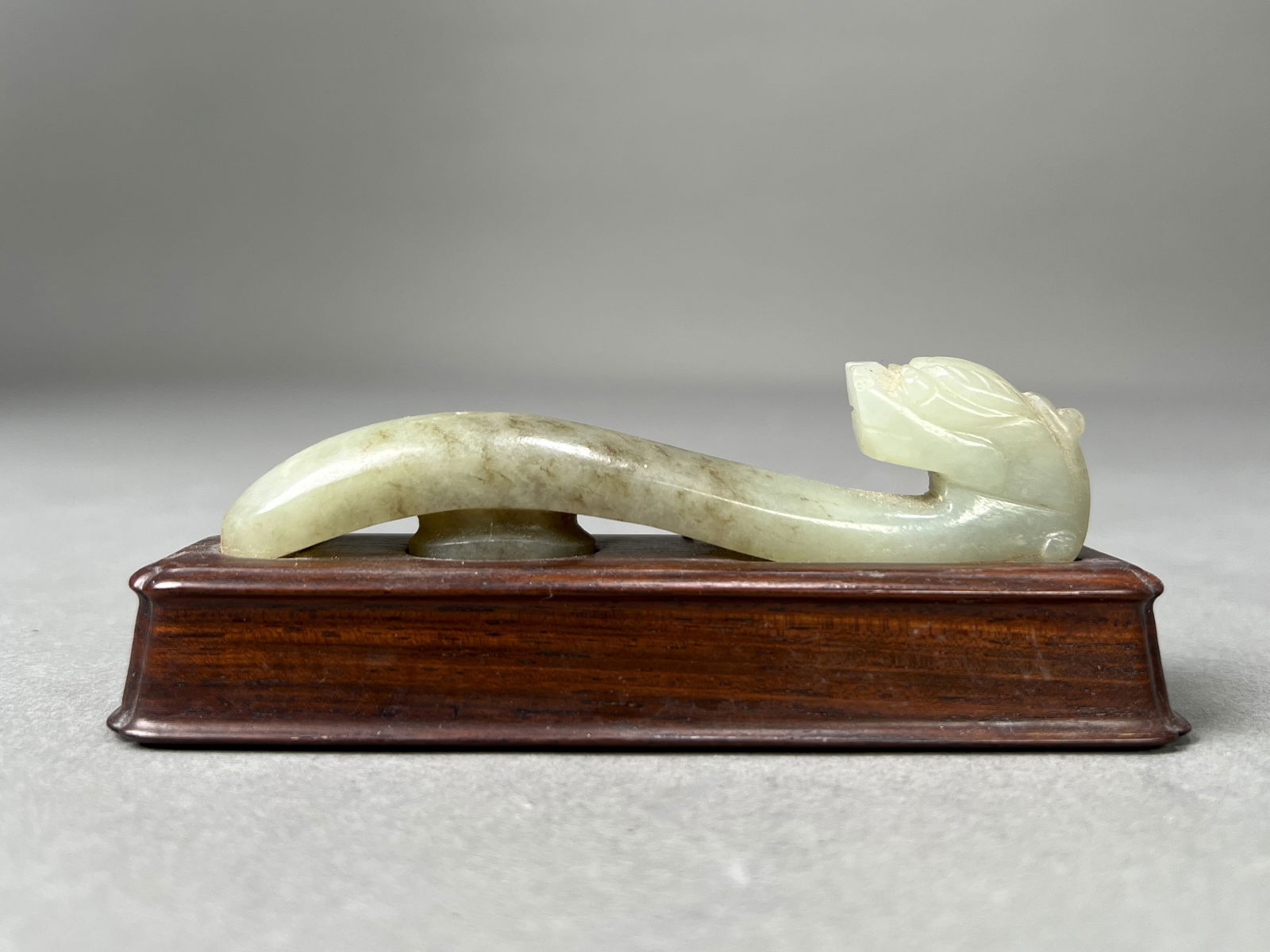 Antique Chinese Jade Belt Hook (1 of 6)