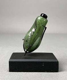 Chinese Green Bok Choy Glass Snuff Bottle