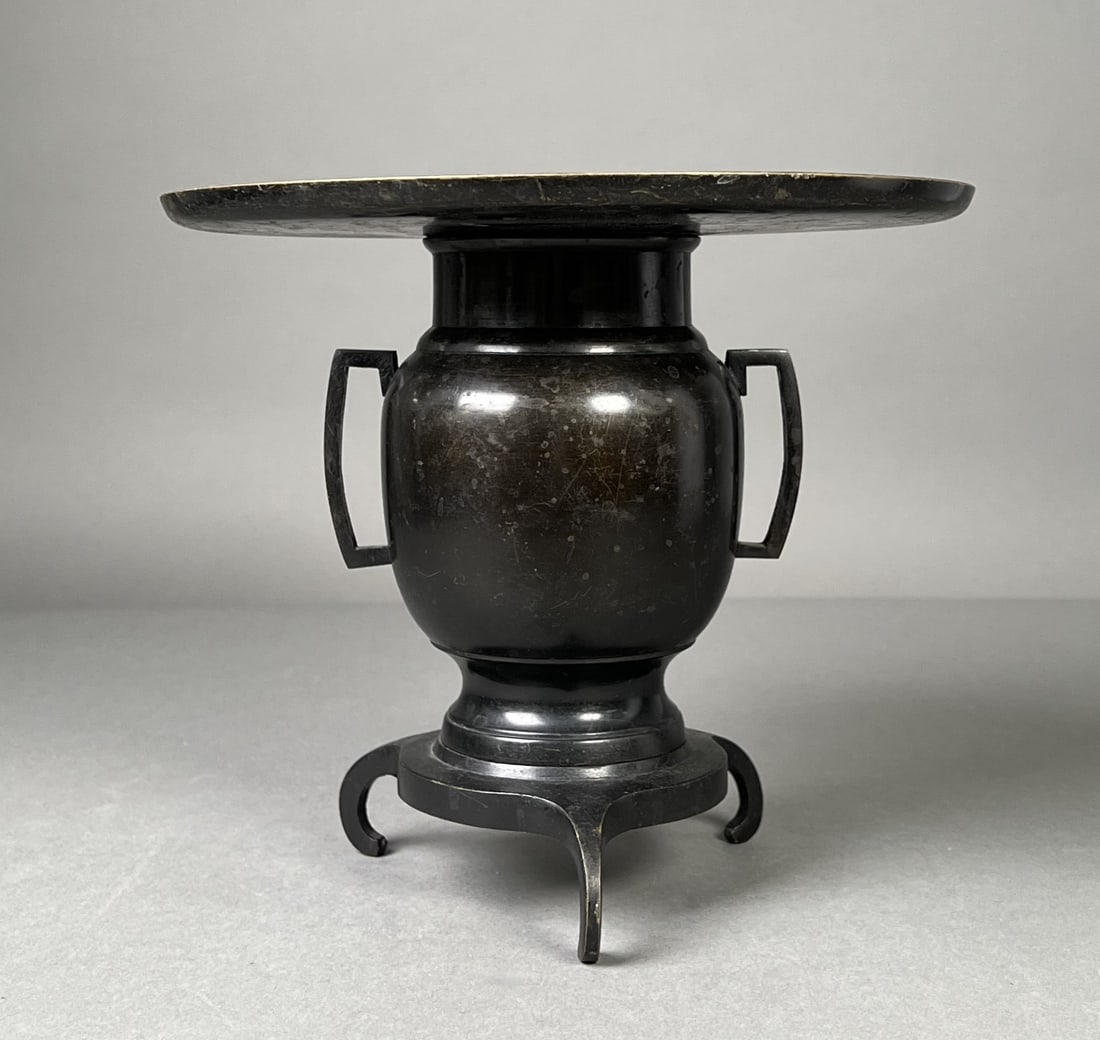 Japanese Bronze Ikebana Usubata Vase (1 of 8)