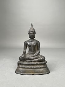 Antique Thai Bronze Seated Buddha