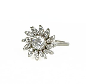 14k Diamond Flower Motif Ring