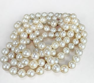 Cultured Pearl Necklace