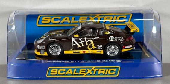Scalextric Porsche 911 GT3R AH-A Racing #33 1/32 Slot Car