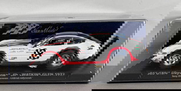 Fly Car Model 365 GTB/4 Daytona - Watkins Glen 1972 Di Lorenzo - Reynolds #18 Castrol GTX 1/32 Slot: Fly Car Model 365 GTB/4 Daytona - Watkins Glen 1972 Di Lorenzo - Reynolds #18 Castrol GTX 1/32 Slot Cars. Ref: 88251, with original case.
