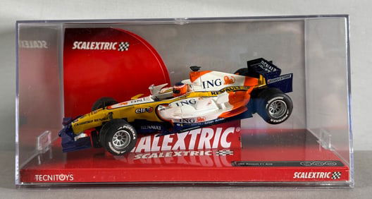 Scalextric ING Renault F1 Team R28 Elf 1/32 Slot Car
