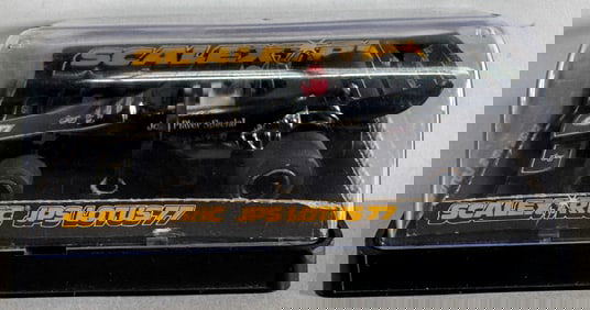 Scalextric Electric Model Racing JPS Lotus 77 #5 John Player Special 1/32 Slot Car