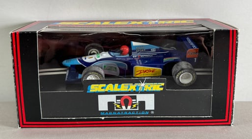 Scalextric Electric Model Racing Car Elf Renault 12V #1 Moto Sport 1/32 Slot Car