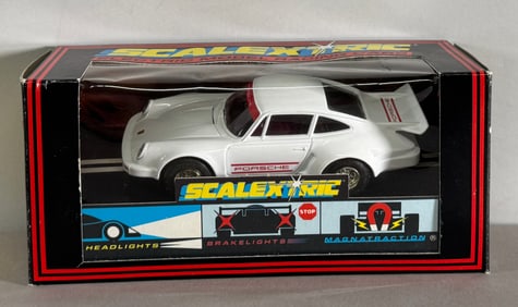 Scalextric Electric Model Racing Cars Porsche 12V 1/32 Slot Car