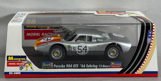 Monogram Porsche 904 GTS '66 Sebring 12-Hours #54 1/32 Slot Car