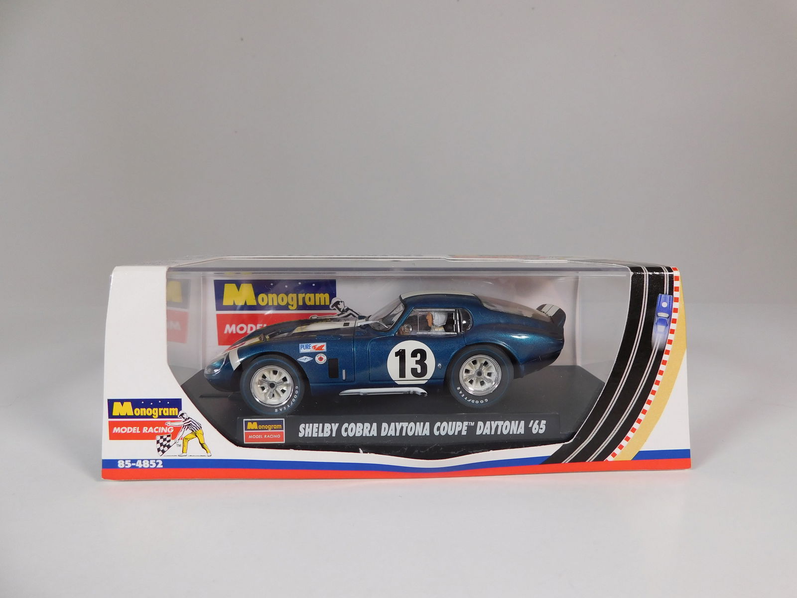 Monogram Shelby Cobra Daytona Coupe '65 #13 1/32 Slot Car: Monogram NYA Shelby Cobra Daytona Coupe '65 #13 1/32 Slot Car. Reference #RMX854852, with original case. *In-house Shipping Available*