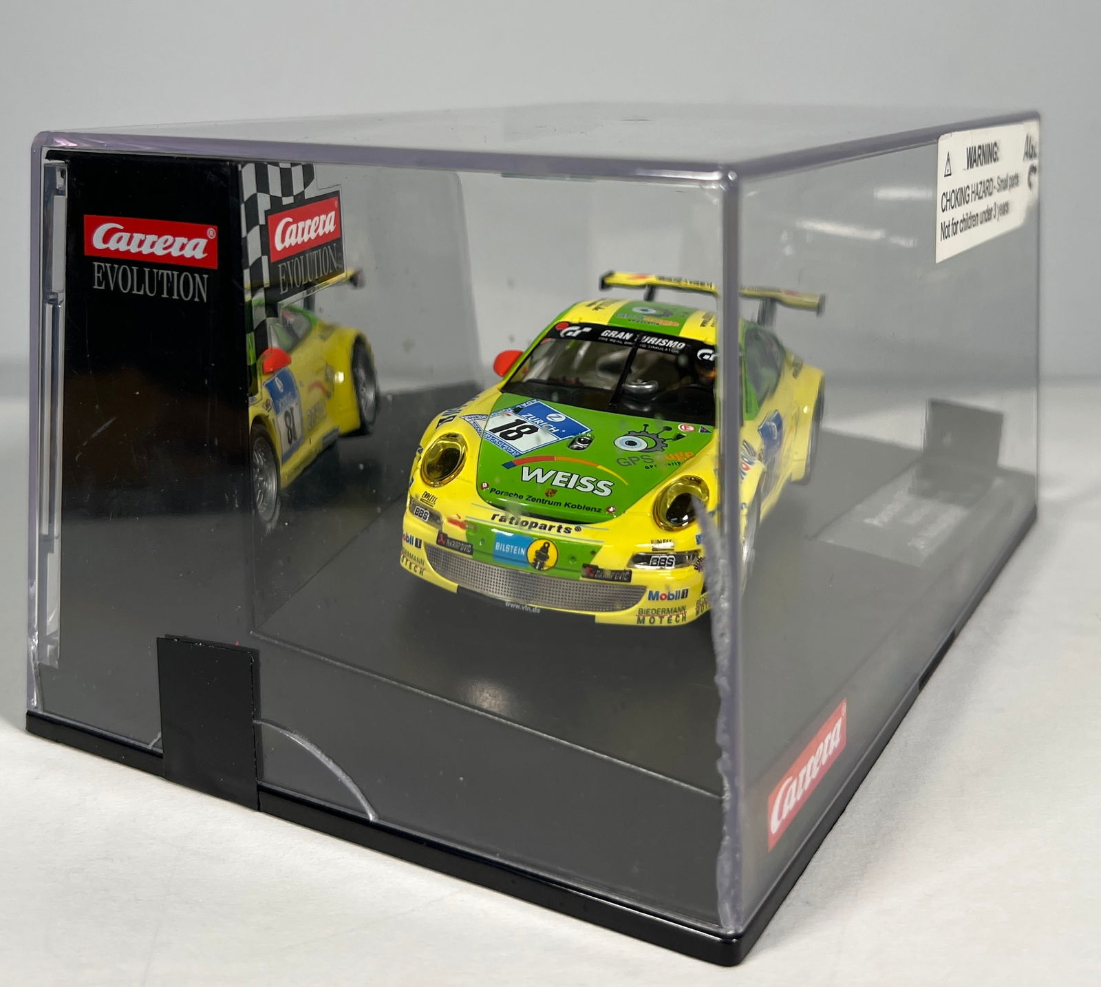 Carrera Evolution Porsche GT3 RSR Manthey Racing 24h Nurburgring 2011 #18 1/32 Slot Car (1 of 6)