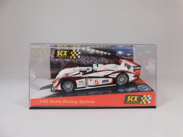 SCX Audi R8 #5 1/32 Slot Car