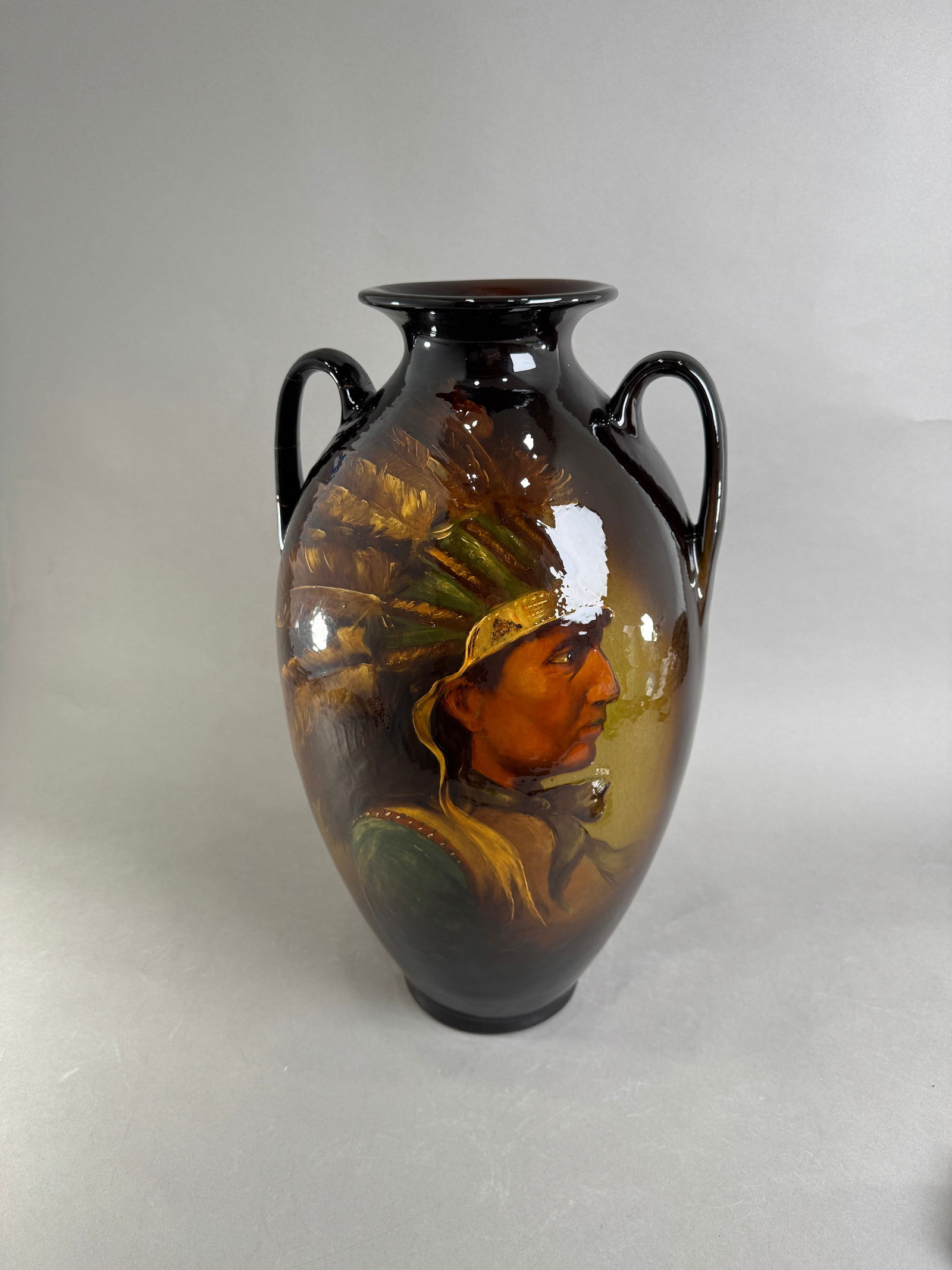 Roseville Pottery Vase (1 of 6)
