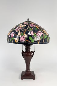Tiffany Style Leaded Glass Table Lamp