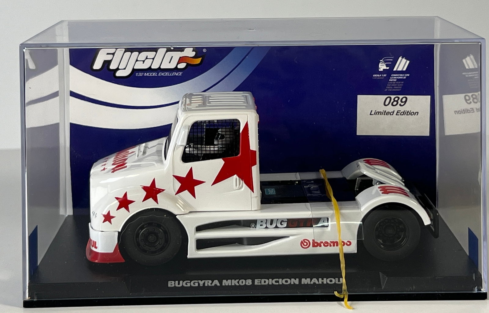 Flyslot Buggyra MK08 Edicion Mahou Limited Edition 1/32 Slot Car: Flyslot Buggyra MK08 Edicion Mahou Limited Edition 1/32 Slot Car. Reference #205305, with original case. Weight: 13 oz. Limited edition #089