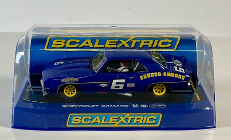 Scalextric Chevrolet Camaro 1969 #6 1/32 Slot Car