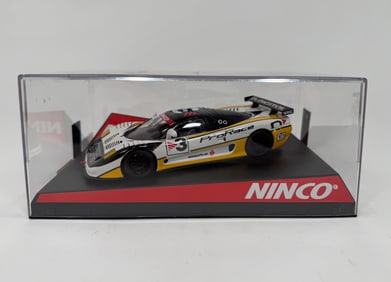 Ninco Mosler MT-900R TV3 1/32 Slot Car