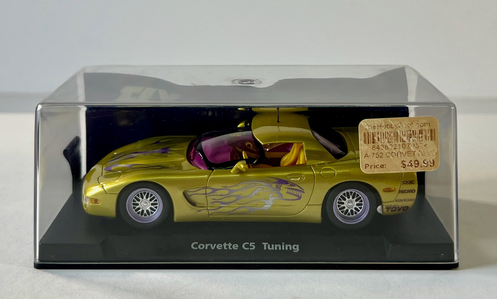 Fly Car Model Corvette C5 Tuning 1/32 Slot Car: Fly Car Model Corvette C5 Tuning 1/32 Slot Car, A-752. Reference #07052, with original case. Weight: 6 oz.