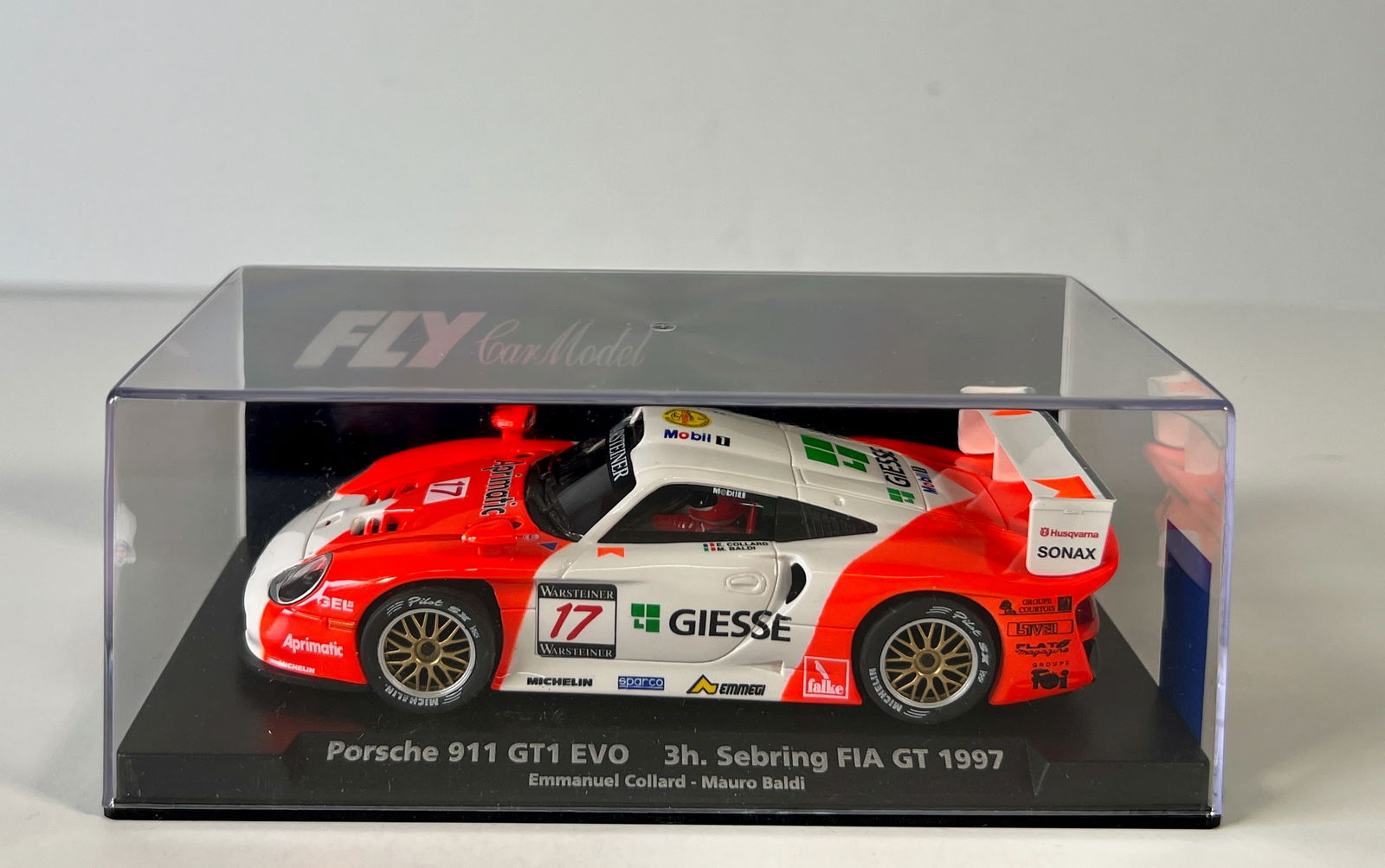 Fly Car Model Porsche 911 GT1 EVO 3h Sebring FIA GT 1997 #17 1/32 Slot Car (1 of 5)
