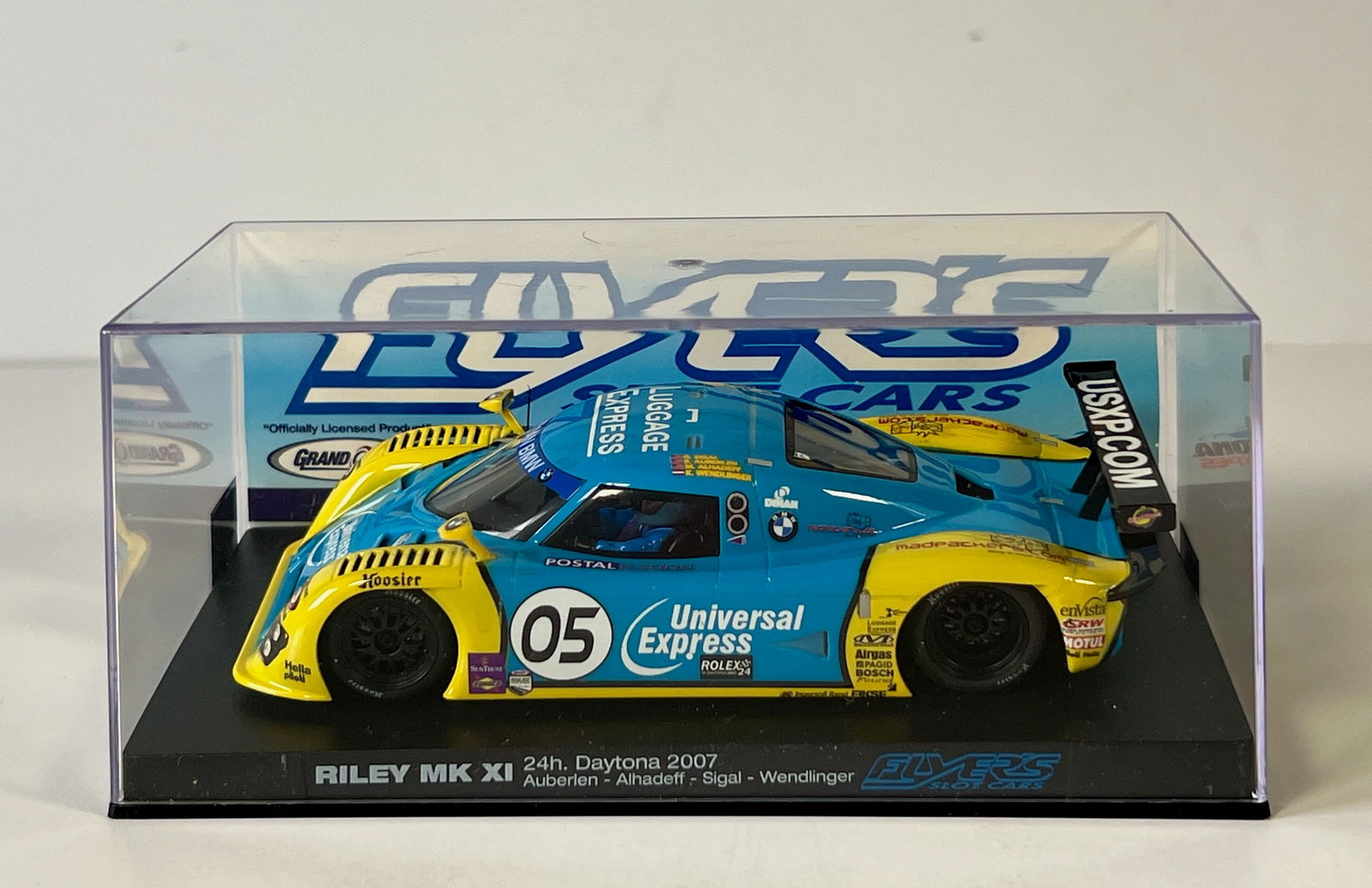Flyers Riley MK XI 24h. Daytona 2007 #05 1/32 Slot Car: Flyers Riley MK XI 24h. Daytona 2007 Auberlen - Alhadeff - Sigal - Wendlinger #05 Universal Express 1/32 Slot Car, with original case. Weight: 7 oz.