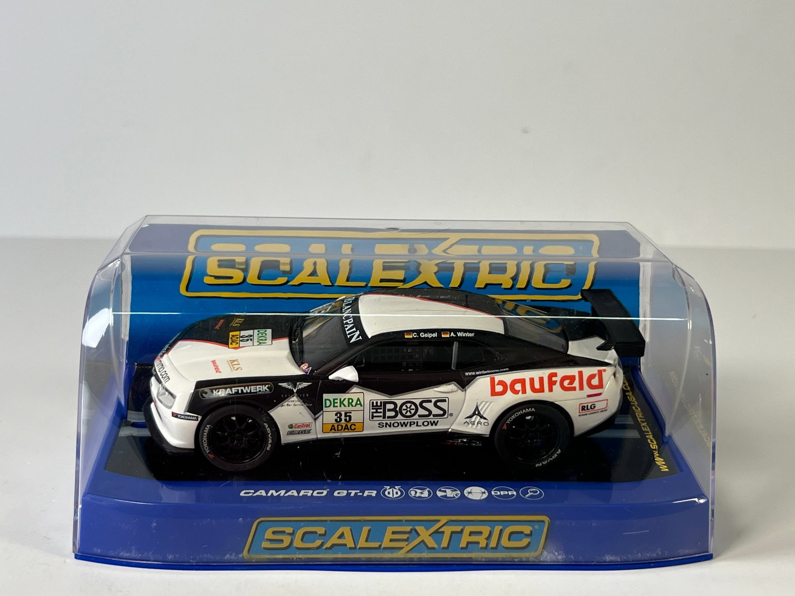 Scalextric Camaro GTR #35 1/32 Slot Car: Scalextric Camaro GTR Yaco Racing UG Geipel/Winter #35 The Boss 1/32 Slot Car. Reference #C3391, with original case. Case length: 7.25 inches. Weight: 8 oz. 