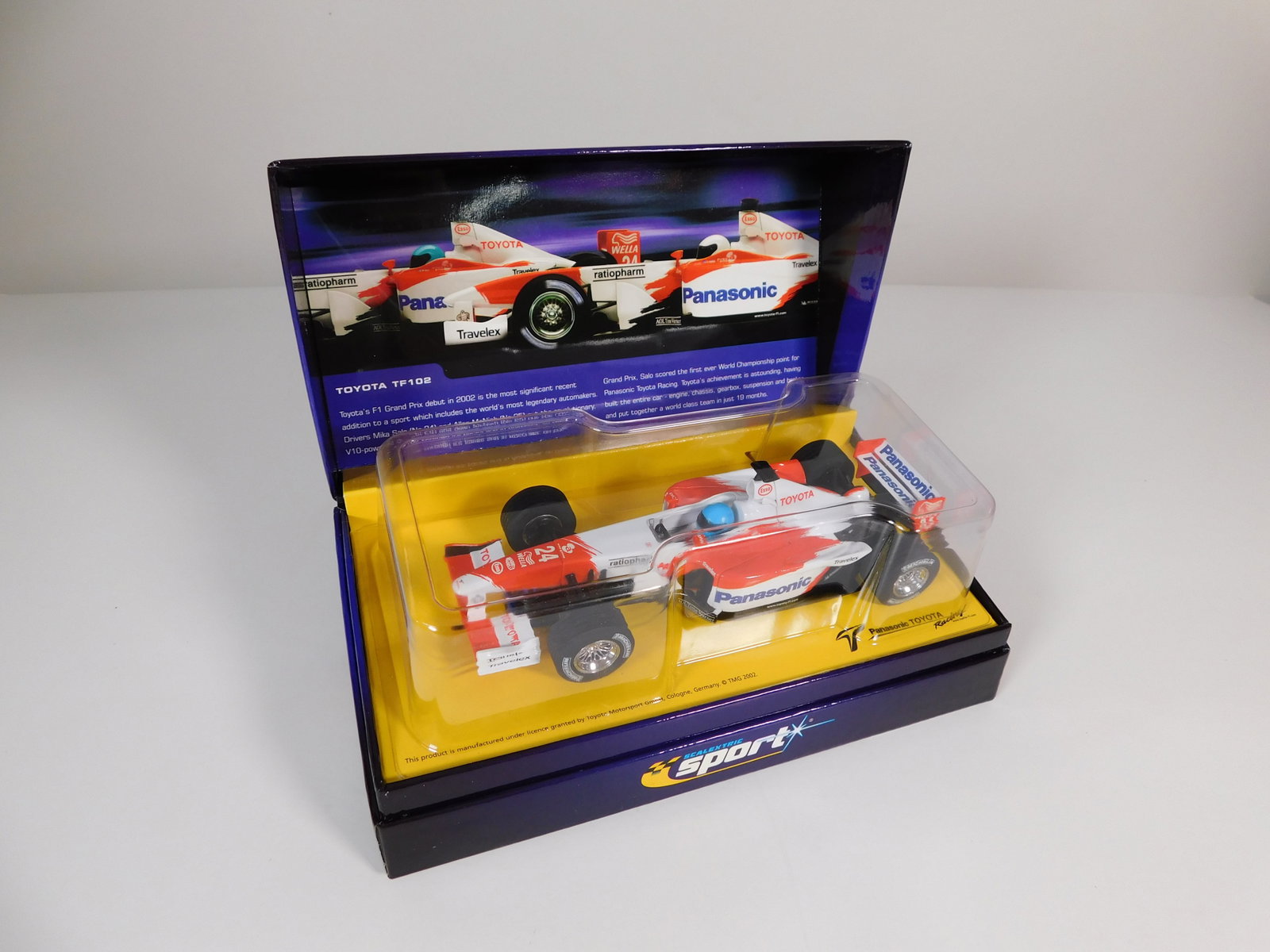 Scalextric Sport Panasonic Toyota Racing TF102 #24 1/32 Slot Car: Scalextric Sport Panasonic Toyota Racing TF102 #24 1/32 Slot Car. Reference #C2455AT, with original case. Weight: 8.5oz. 