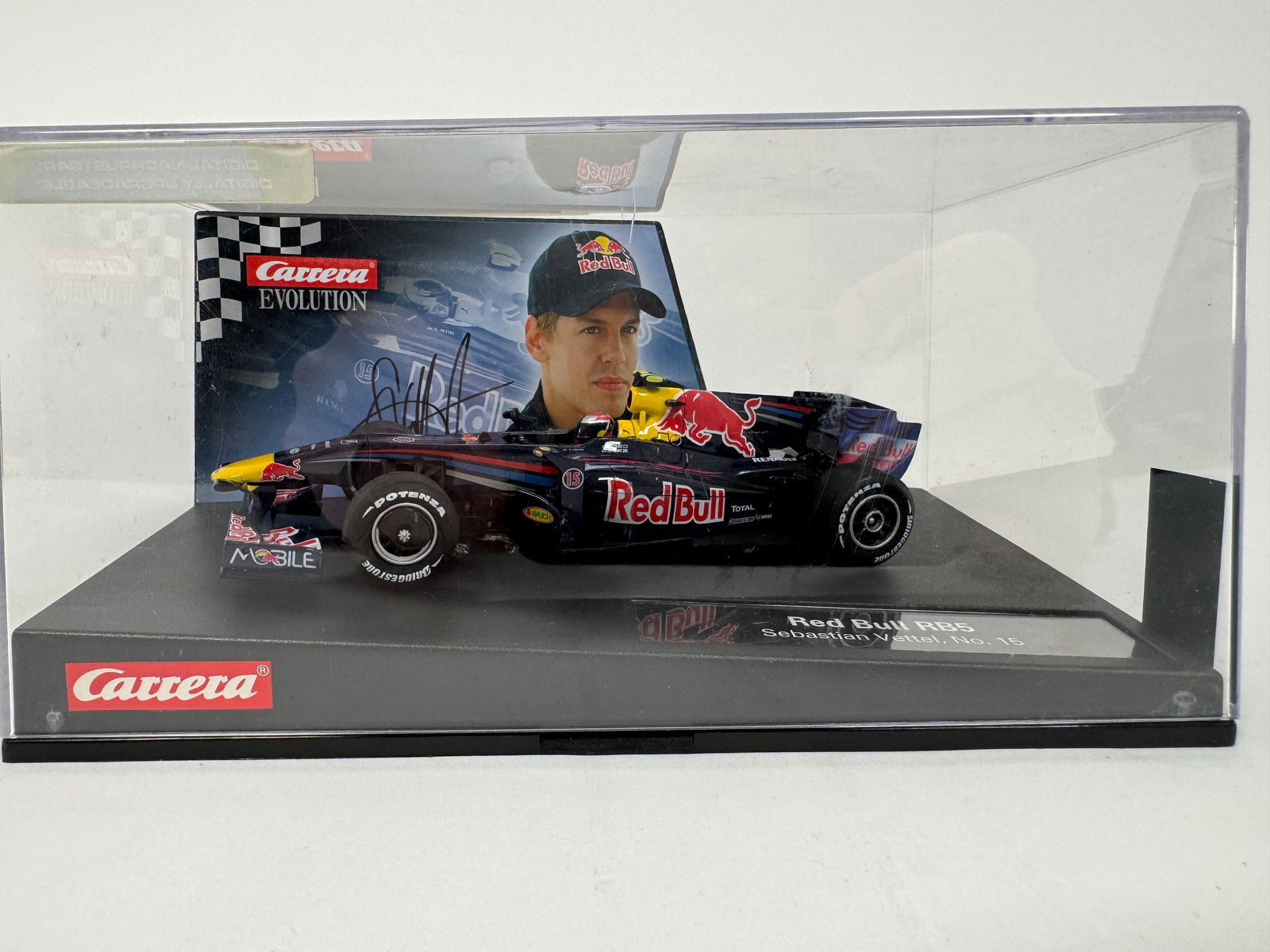 Carrera Red Bull RB5 #15 1/32 Slot Car - Sebastian Vettel (1 of 7)