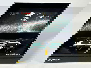 Scalextric Classic Grand Prix Jack Brabham Cooper Climax T53 1960 #2 1/32 Slot Car