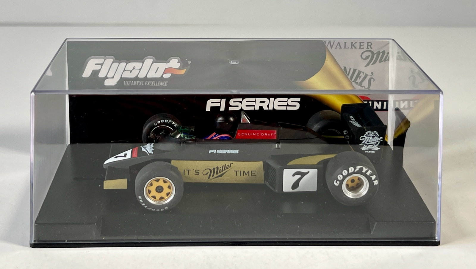 Flyslot Williams FW08C Miller Edition #7 1/32 Slot Car: Flyslot Williams FW08C Miller Edition #7 1/32 Slot Car. Reference #040302, with original case. Weight: 6 oz. 