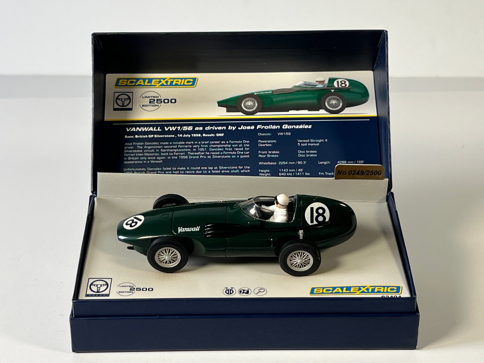 129）SCALEXTRIC 1/32 スロットカー ◇ FORD MUSTANG BOSS 302 ◇ SCX 1⁄32