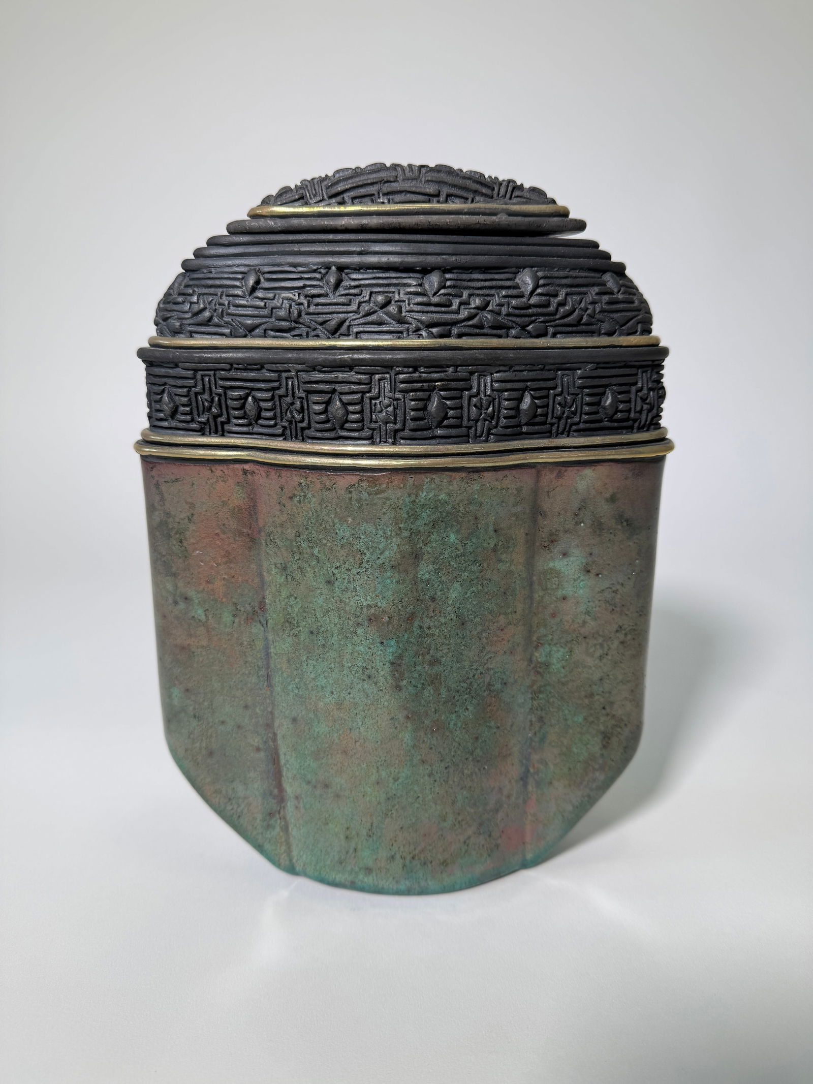 Candone Warton Etched Raku Pottery Vase with Lid (1 of 9)