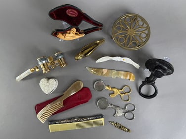 Mixed Lot of Decorative Items