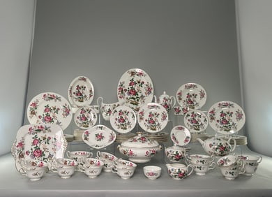 Wedgwood Charnwood China Set