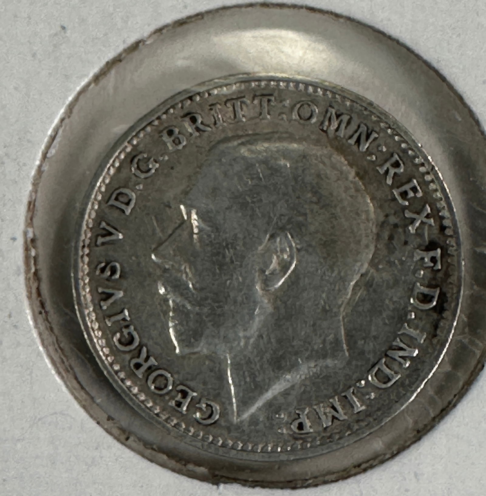 1917 Great Britain 3 Pence .935 Silver Coin - George V (1 of 2)