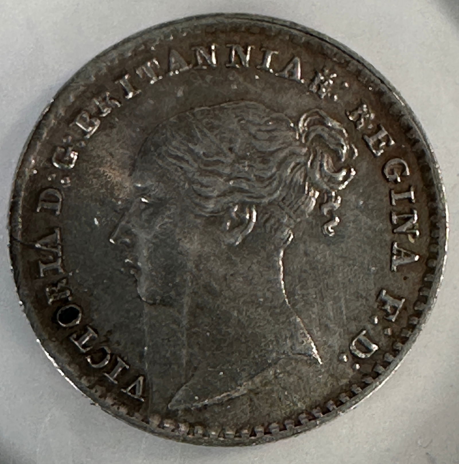 -*1861 Great Britain .925 Silver Shilling - Queen Victoria (1 of 2)