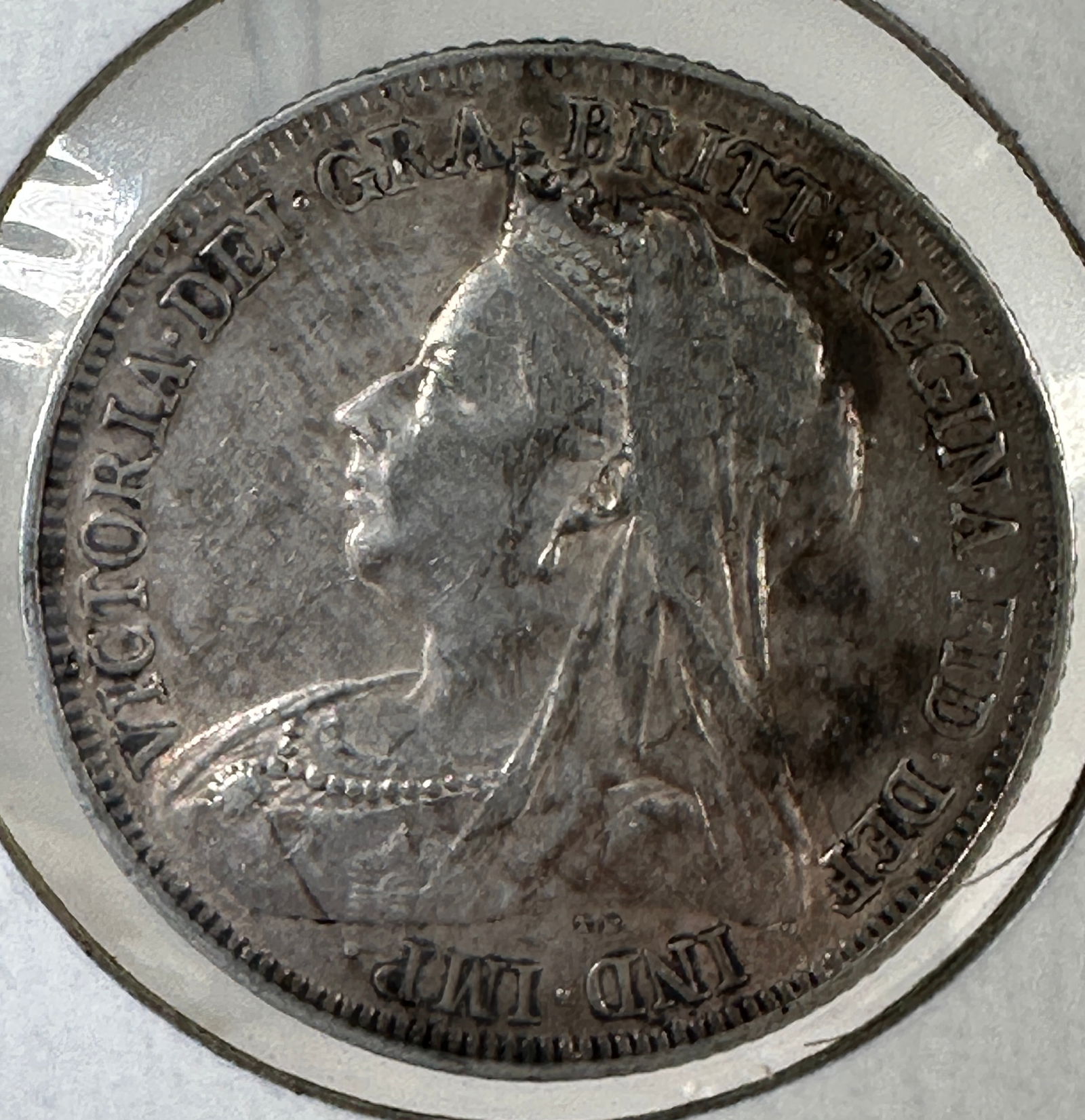 1899 Great Britain Victoria 1 Shilling .925 Silver Coin (1 of 2)