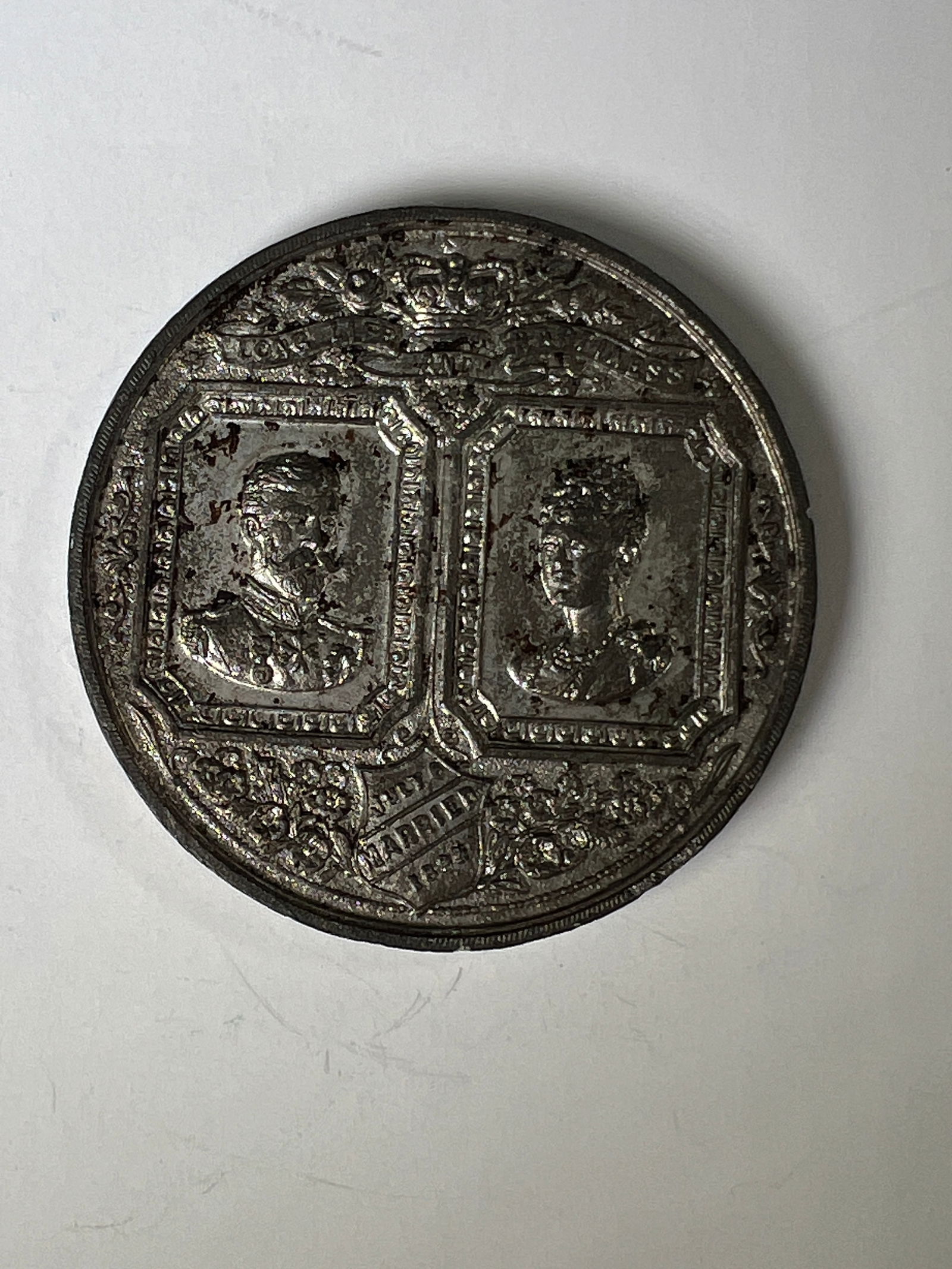 Commemorative Marriage Medal, Duke & Duchess of York, 1893 (1 of 2)