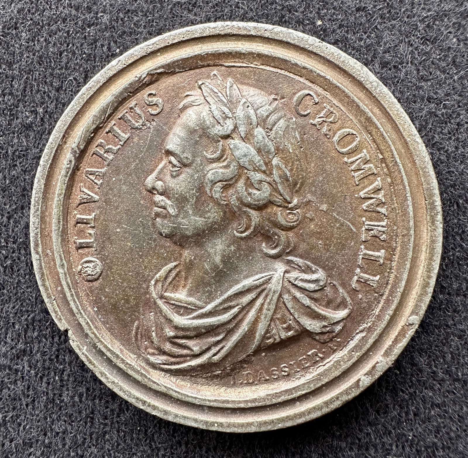 Oliver Cromwell Commonwealth Medal, c.1731 (1 of 2)