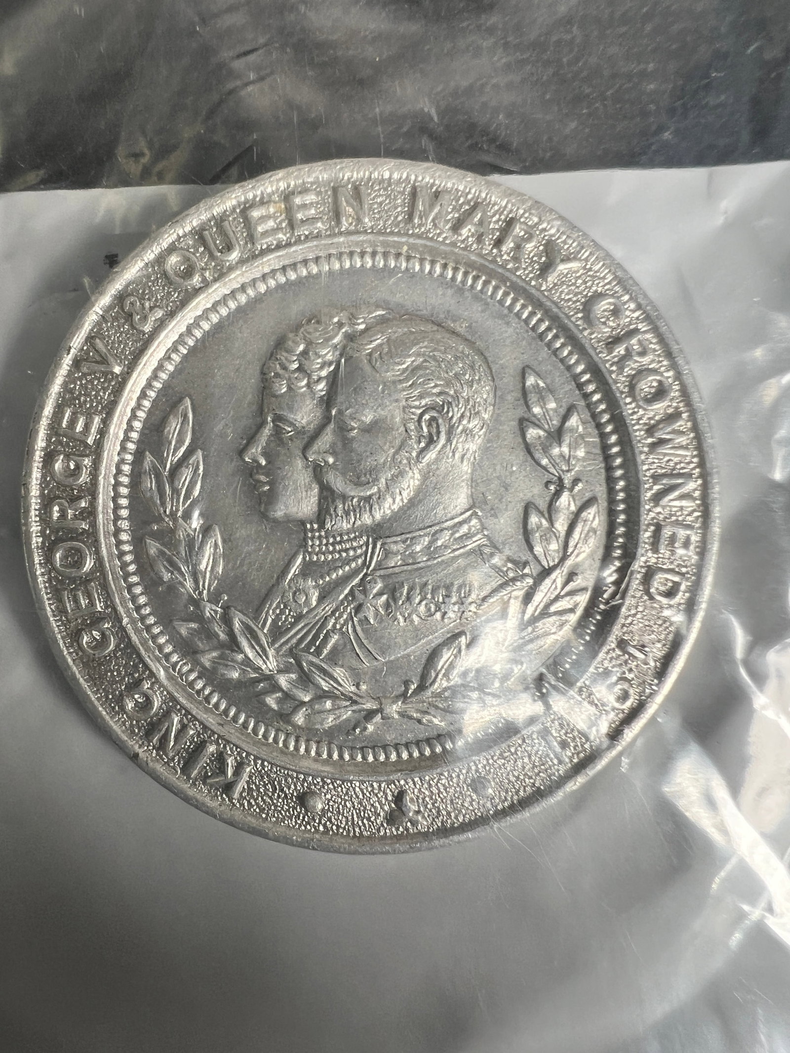 King George V & Queen Mary Coronation Medal, 1911: Item(s) as titled. Ungraded; condition varies. See images.