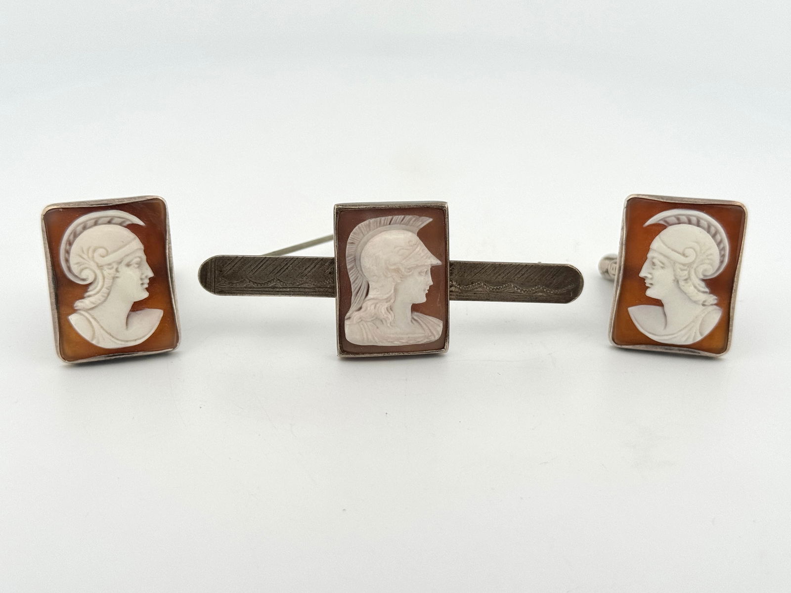Silver Cameo Cufflinks and Tie Clip: 19.4glarger 2.25"