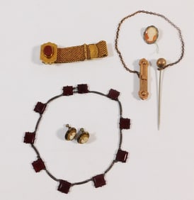 Victorian Inspired Jewelry