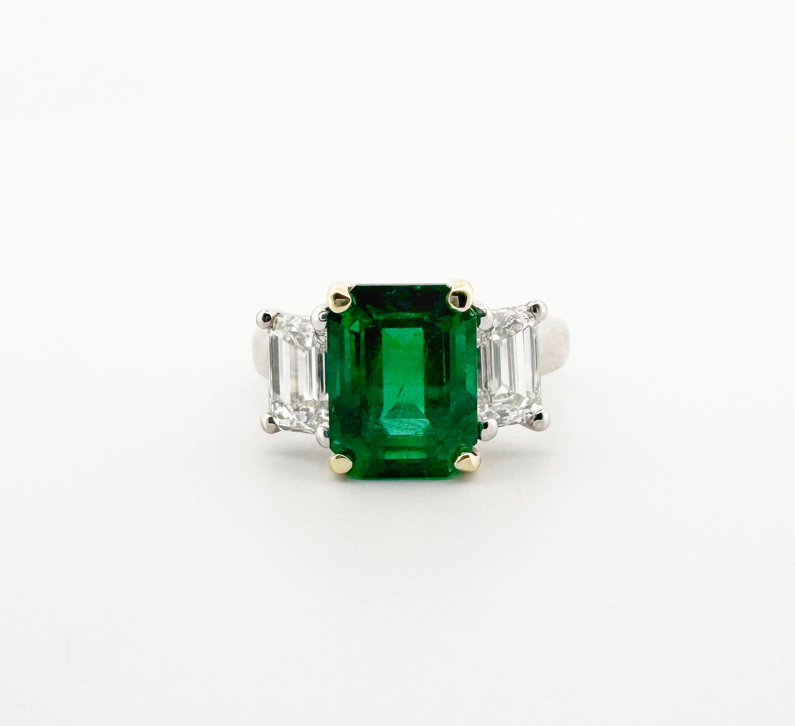 GIA Certified Emerald & Diamond Ring (1 of 4)