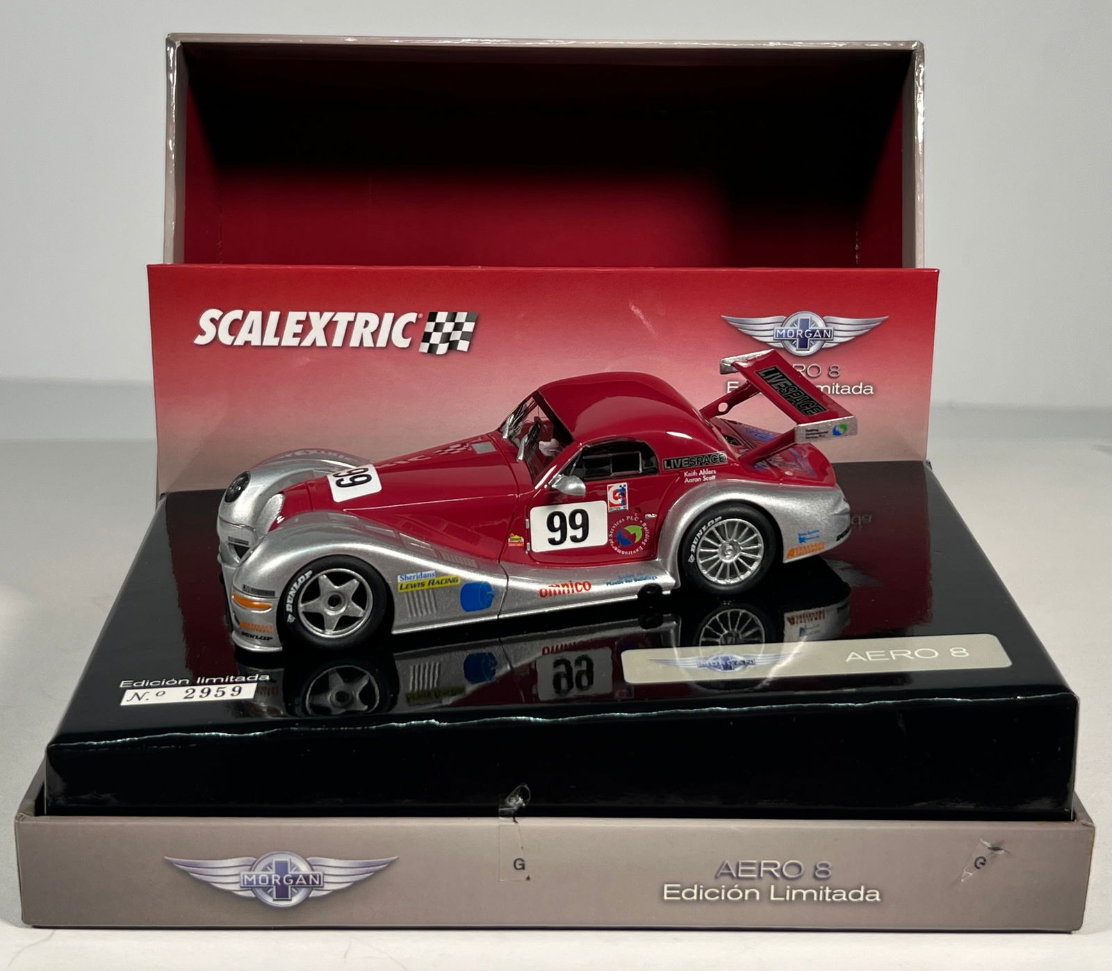 Scalextric Aero 8 Edicion Limitada #99 (1 of 5)